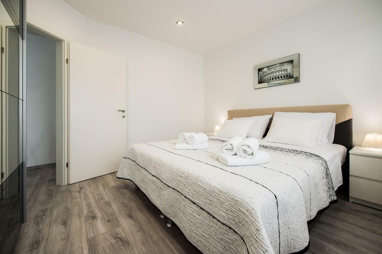 Solin Apartments Praetorium Buitenkant foto