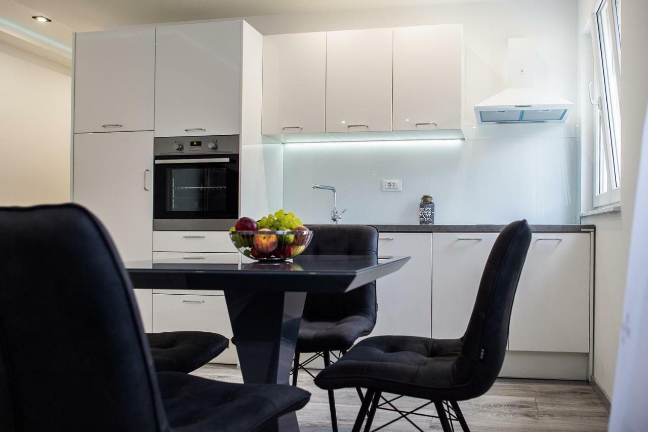 Solin Apartments Praetorium Buitenkant foto
